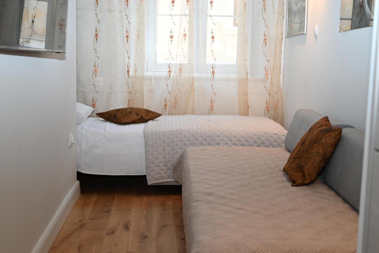 Old Town Apartment Omiš Extérieur photo