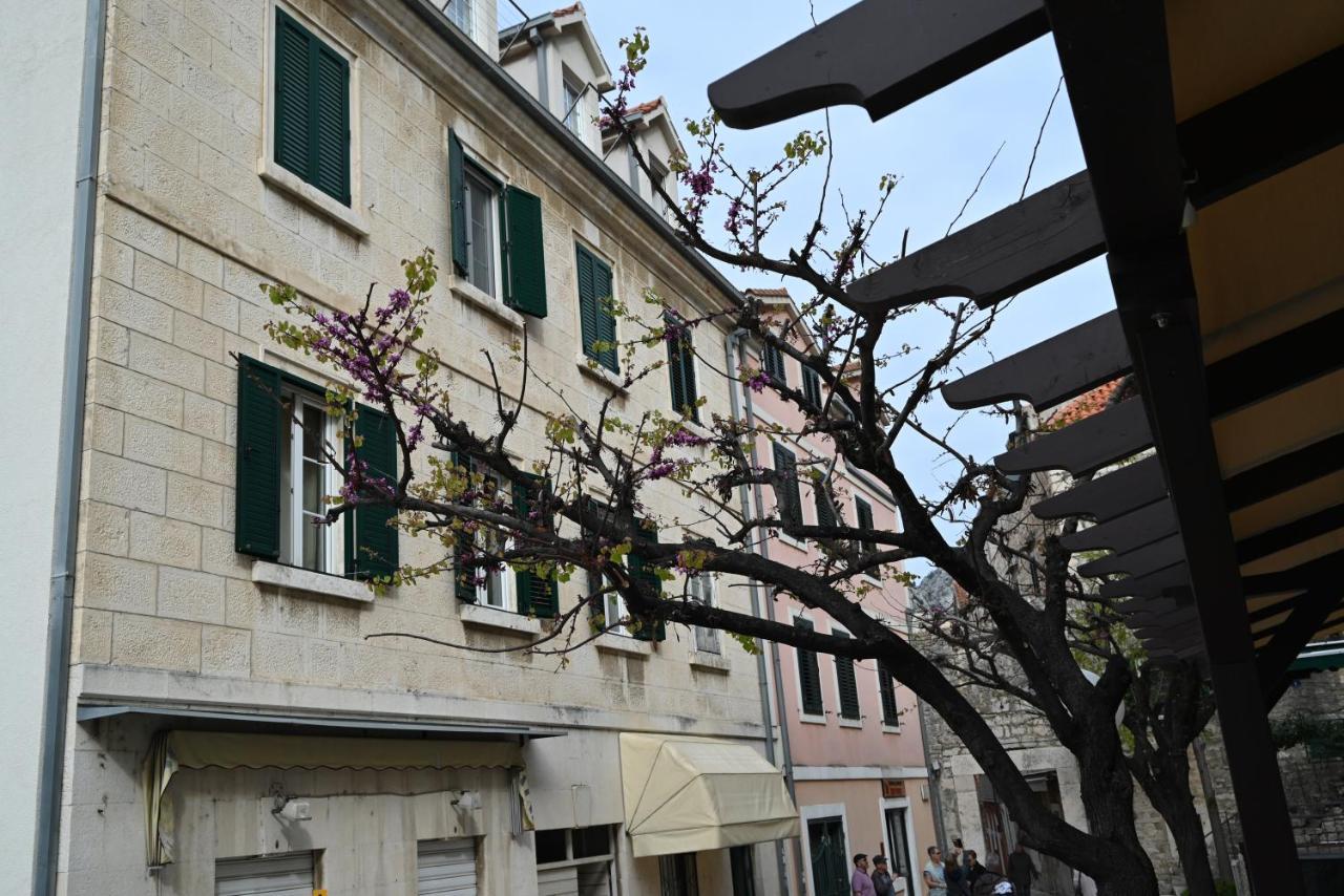 Old Town Apartment Omiš Extérieur photo