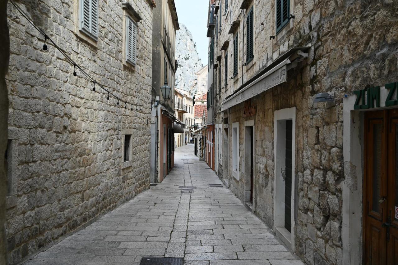 Old Town Apartment Omiš Extérieur photo