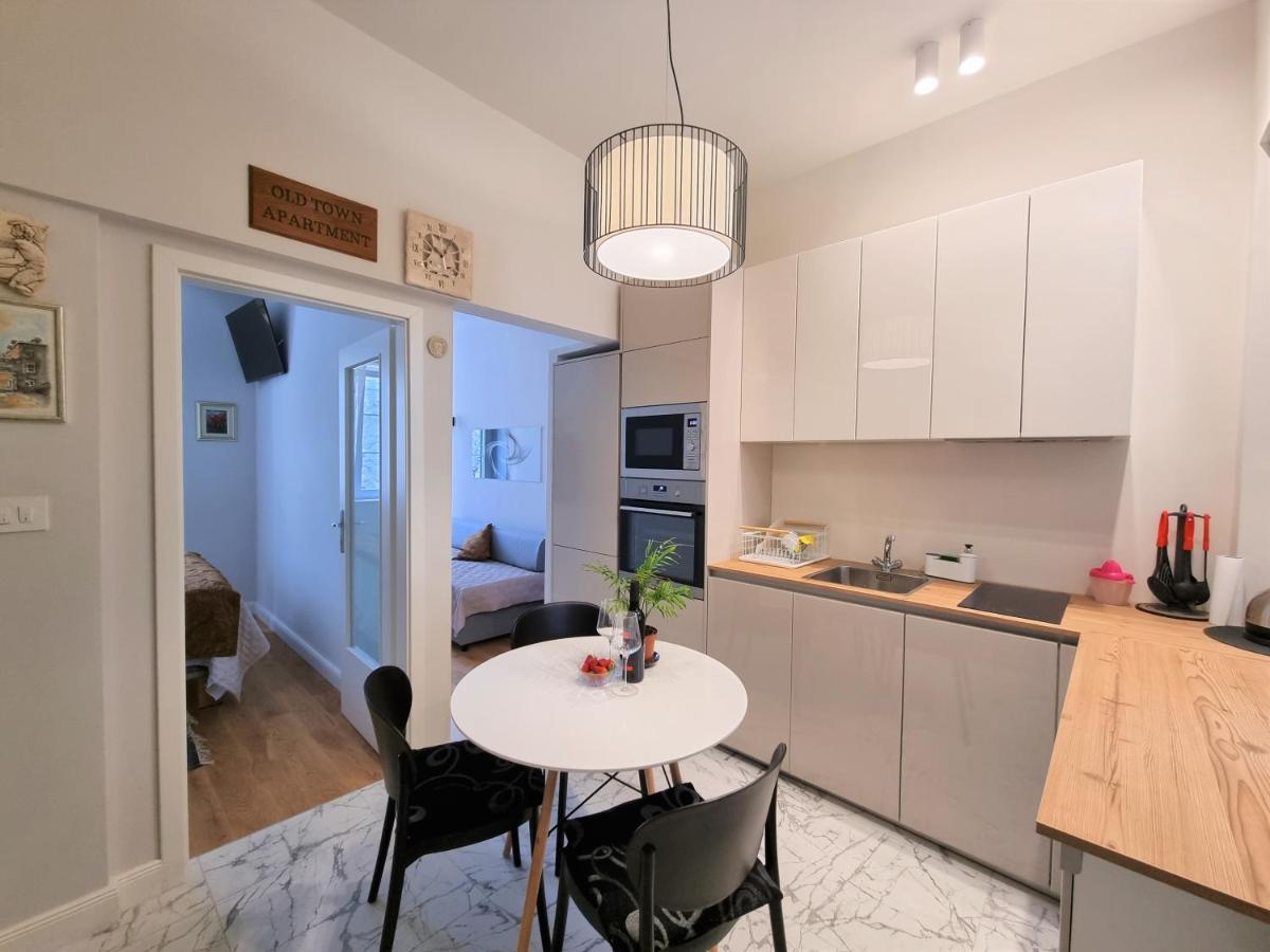 Old Town Apartment Omiš Extérieur photo