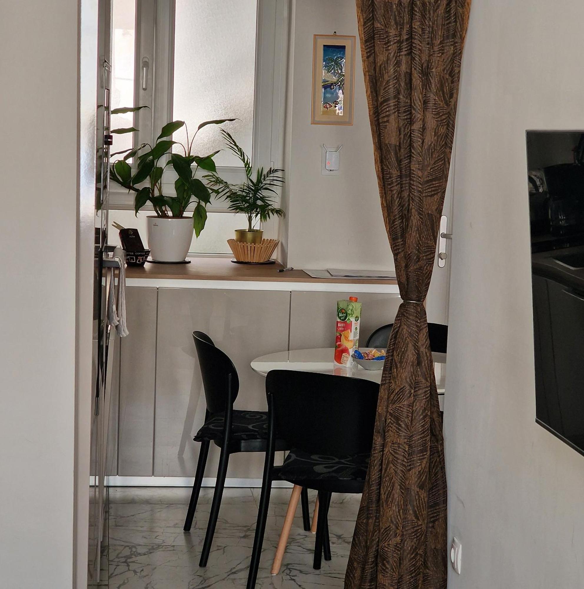 Old Town Apartment Omiš Extérieur photo