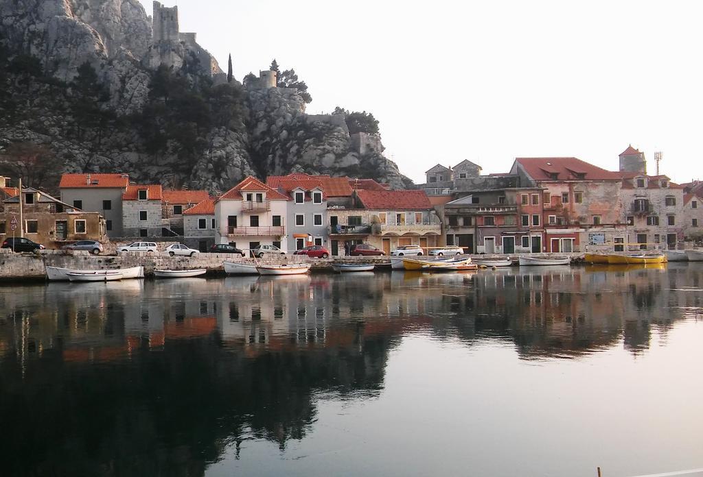 Old Town Apartment Omiš Extérieur photo